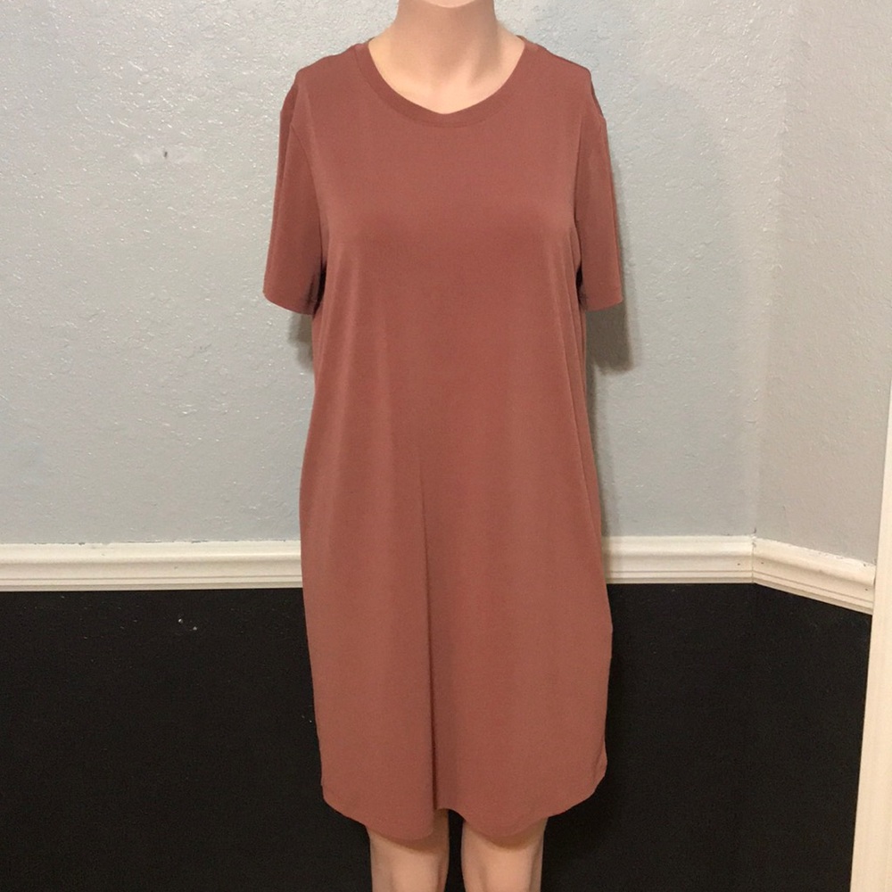 Blush T-shirt dress.